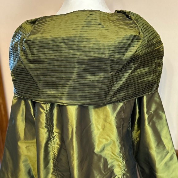 Dennis Basso Olive Green Pleated dress jacket - Picture 7 of 13